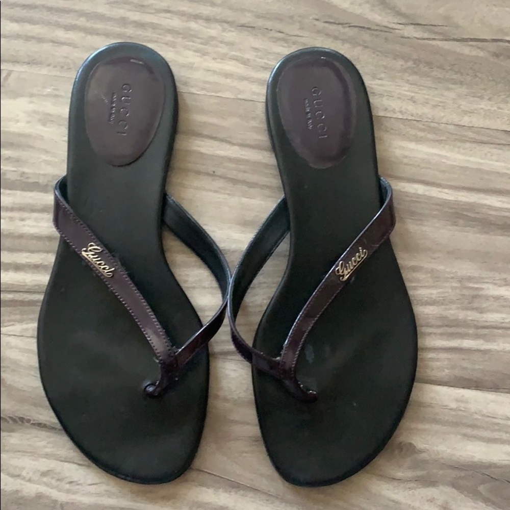 Purple patent leather Gucci Sandals Size 7